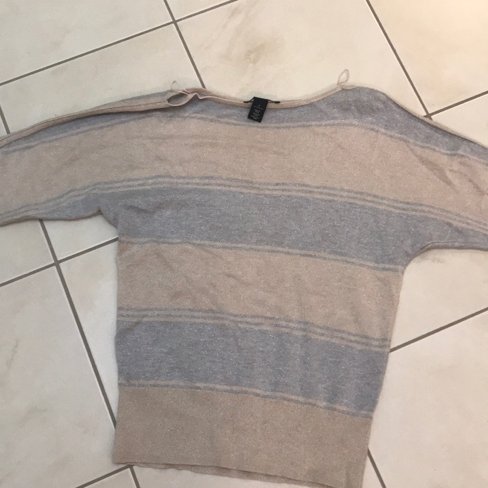 Sparkly sweater white black house size small
